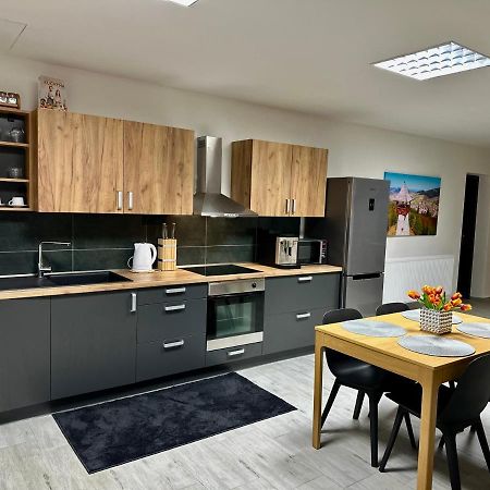 Apartman Pantaren Stará Bystrica Eksteriør billede